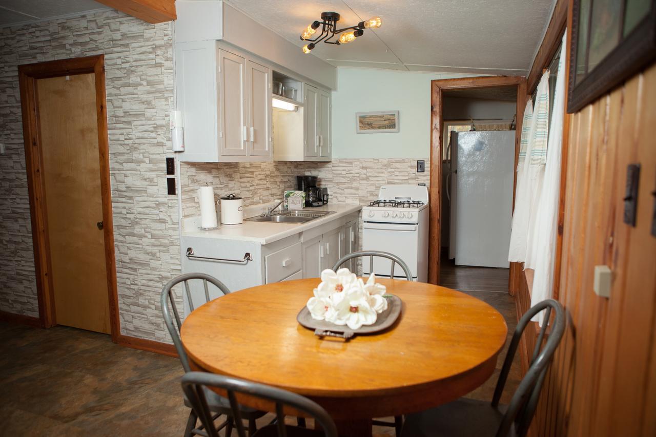 Mission Springs Resort Ashland Esterno foto