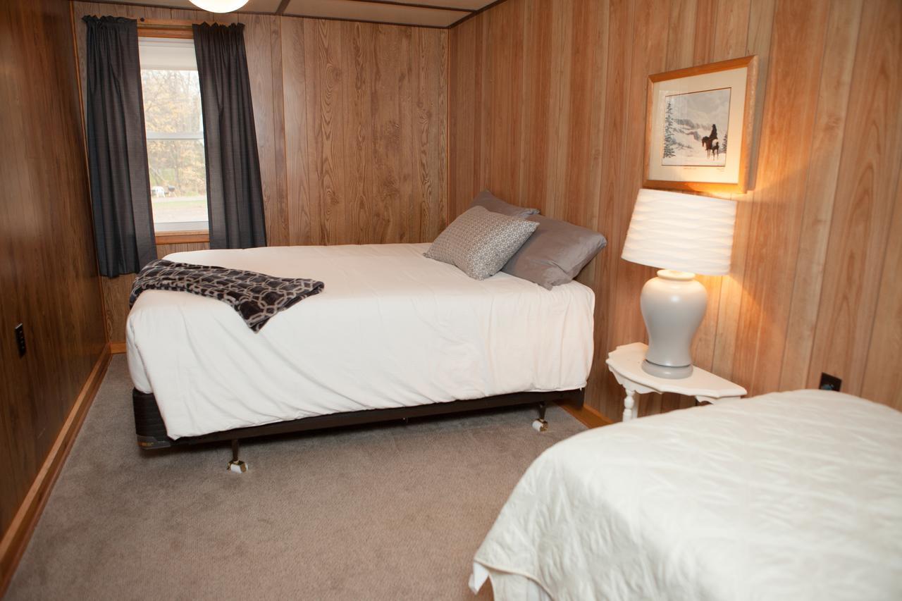 Mission Springs Resort Ashland Esterno foto