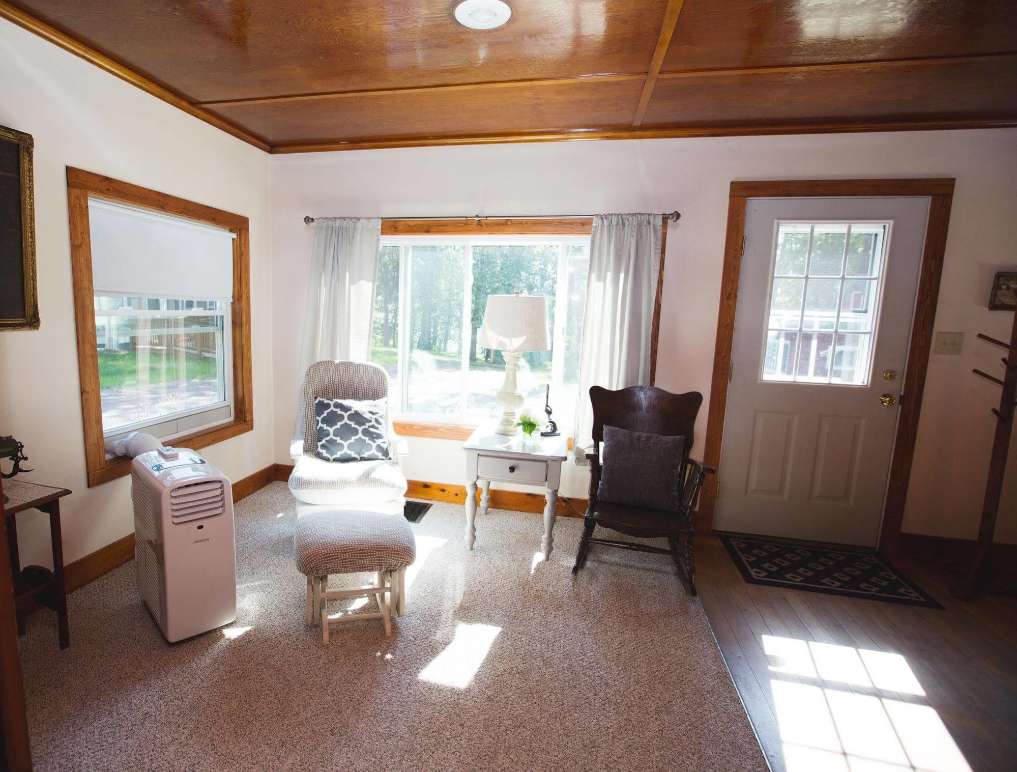 Mission Springs Resort Ashland Esterno foto