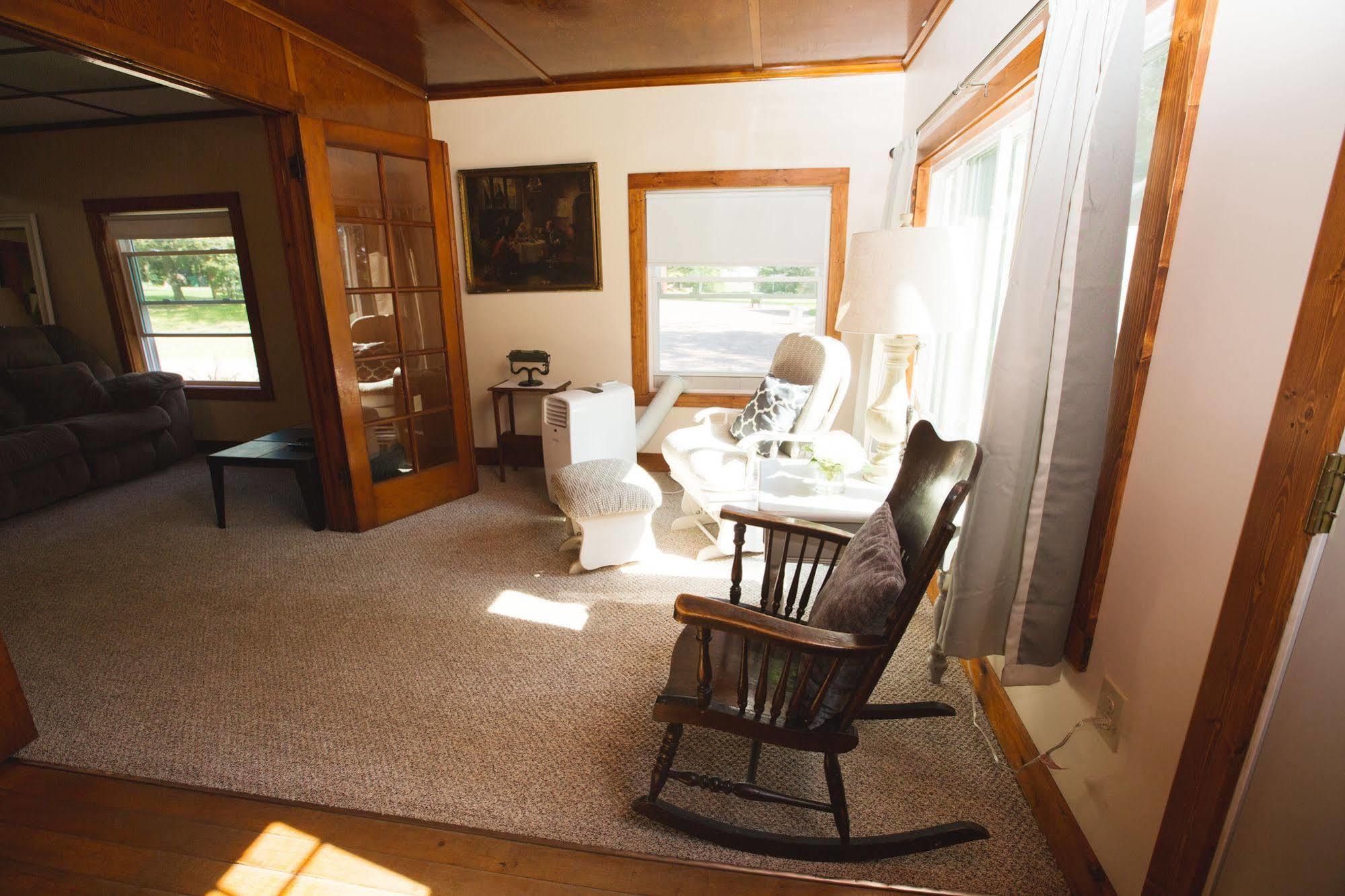Mission Springs Resort Ashland Esterno foto